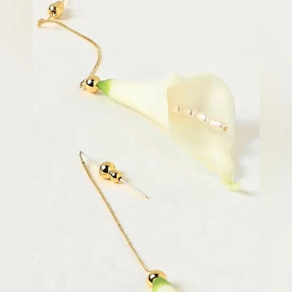 NWT Cult Gaia Calla Cultured Pearl Earrings - Picture 16 of 16